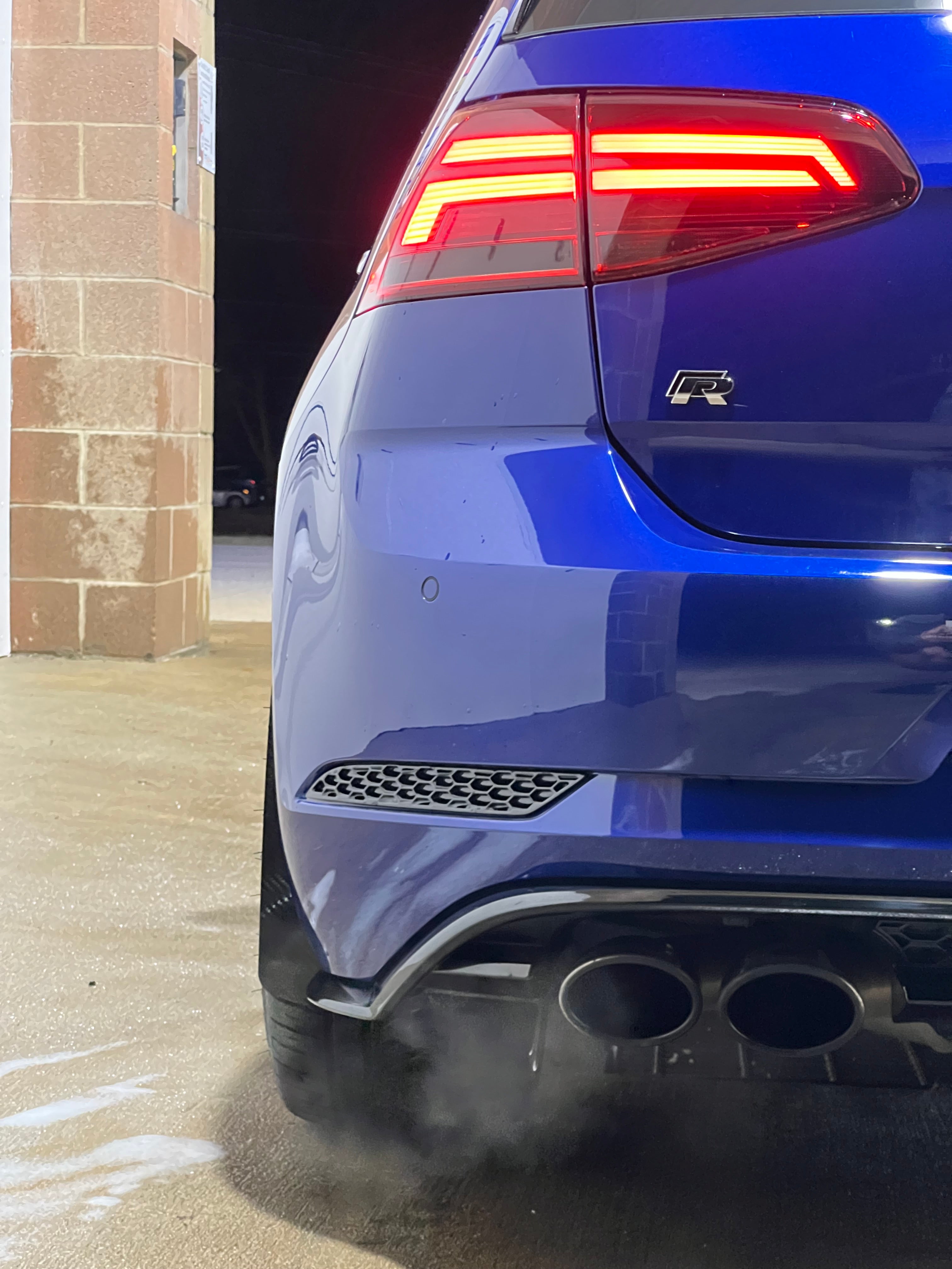 Honeycomb Rear Fog Light Covers (Gloss Black) for VW Golf 7.5 MK7.5 â Modified Tail Lamp Trim Inserts (2-Piece) - EuroSpeed