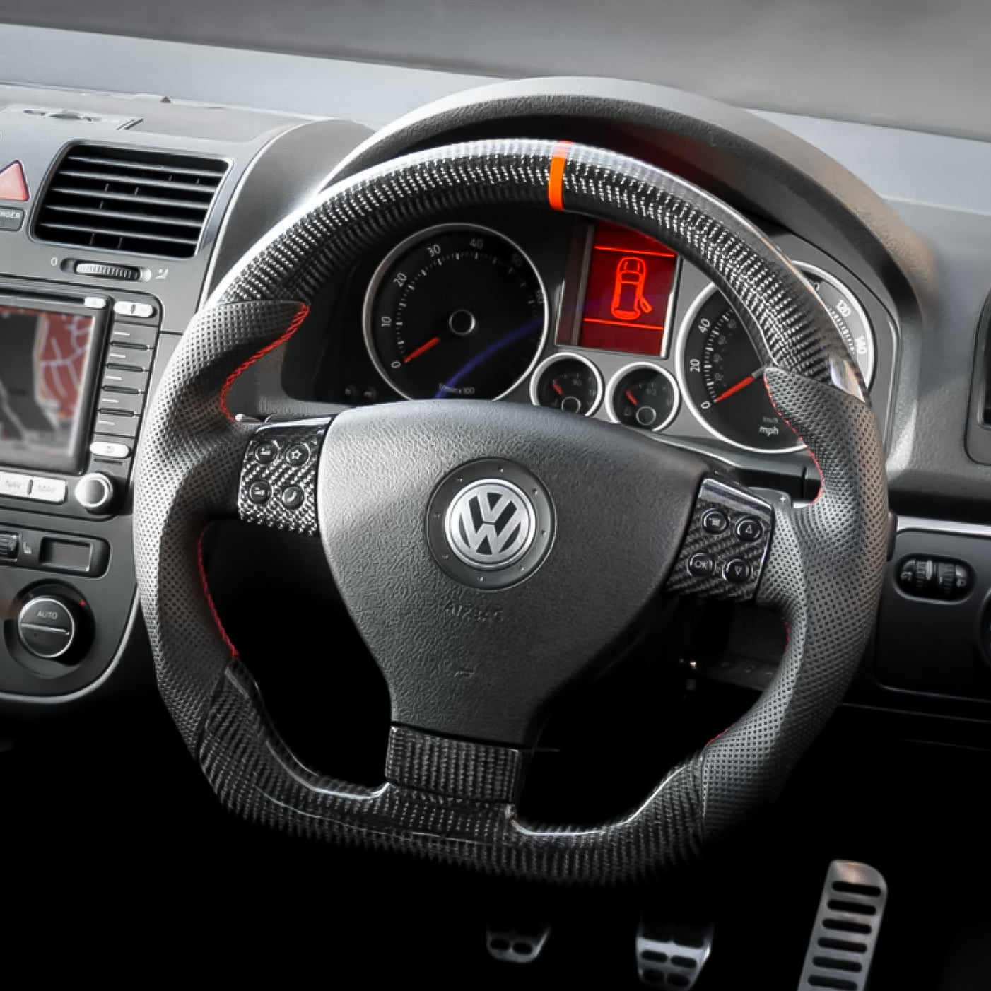 Carbon Fiber Steering Wheel with Leather/Alcantara for VW Golf MK5 - EuroSpeed