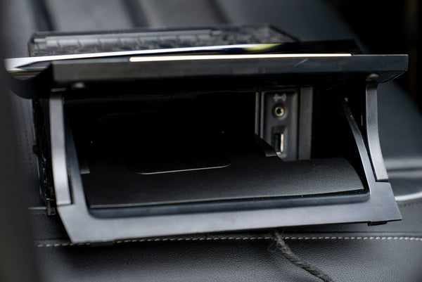Wireless Charger Center Console Tray Upgrade For Golf MK7 MK7.5 2013-2018 (TSI, GTI, R) - Plug & Play - EuroSpeed