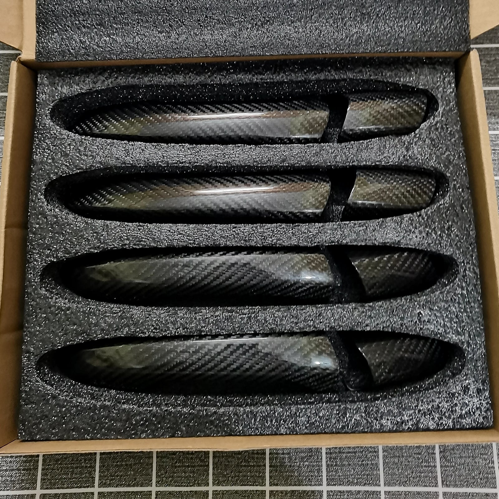 Carbon Fiber Door Handle Covers for Mercedes-Benz (W176, W204, W212, W117 & More)