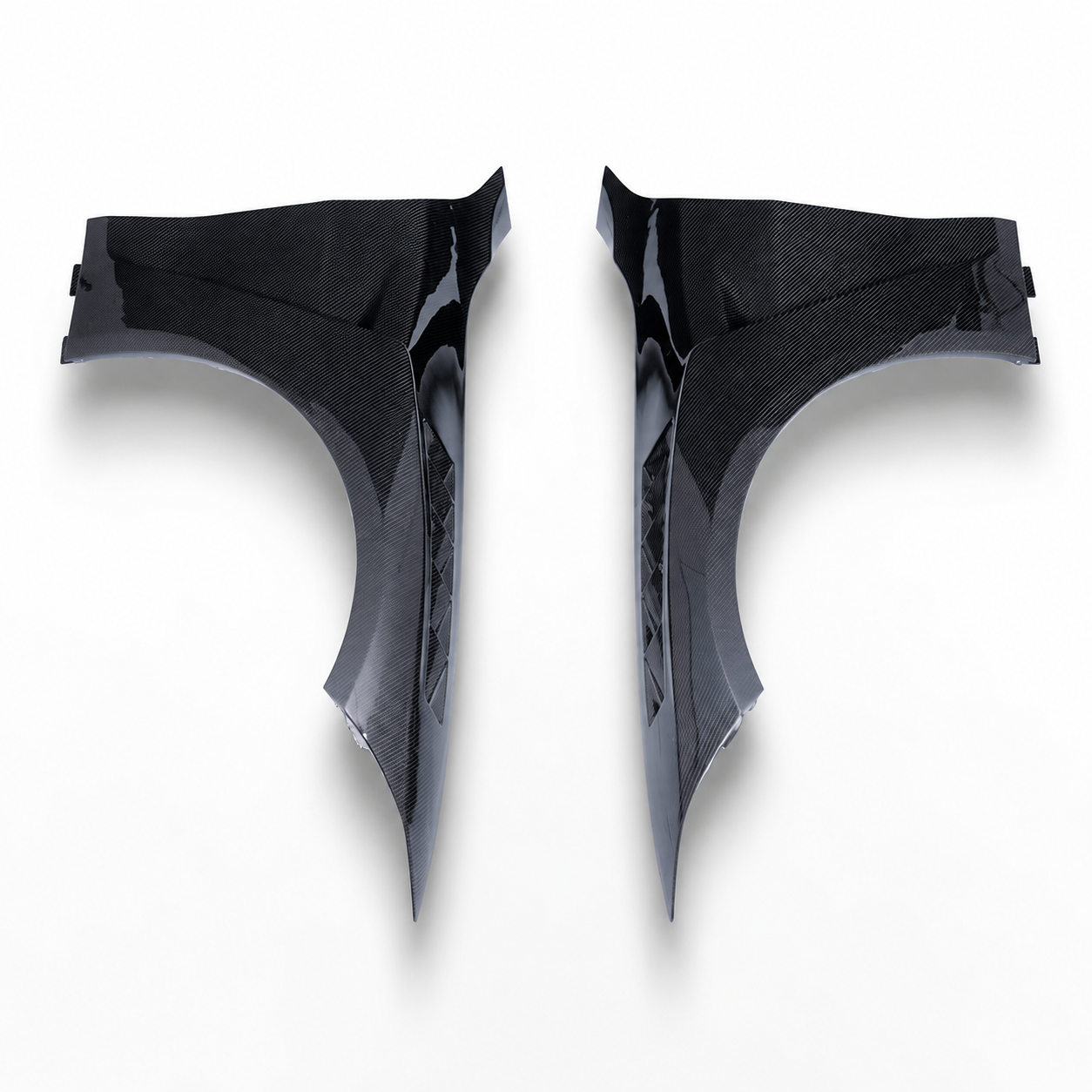 Dry Carbon Fiber Front Fenders V1 for BMW G82 M4 (2021-2027) - EuroSpeed
