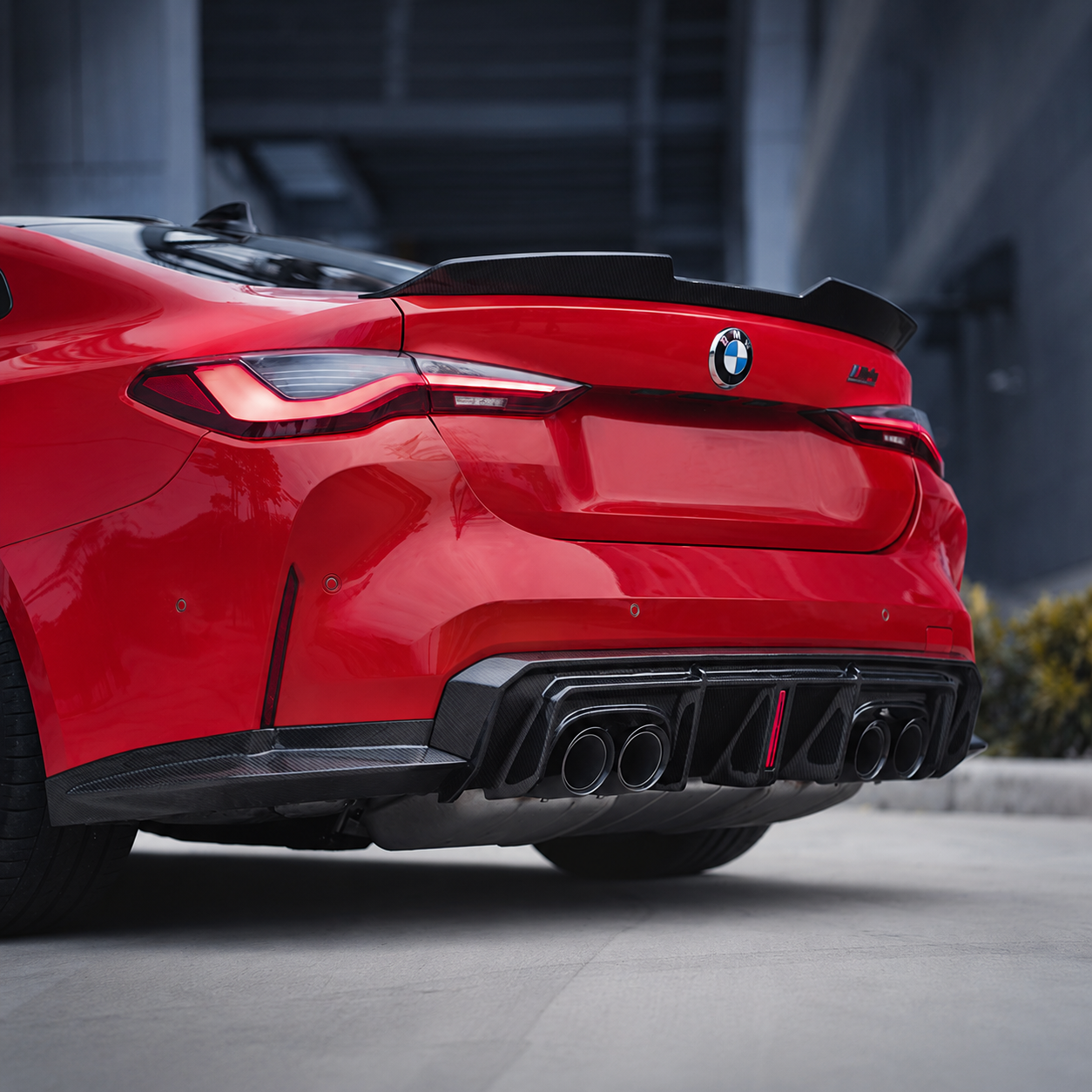 Dry Carbon Fiber Rear Diffuser for BMW M4 F82 / F83 (2015-2020) - EuroSpeed