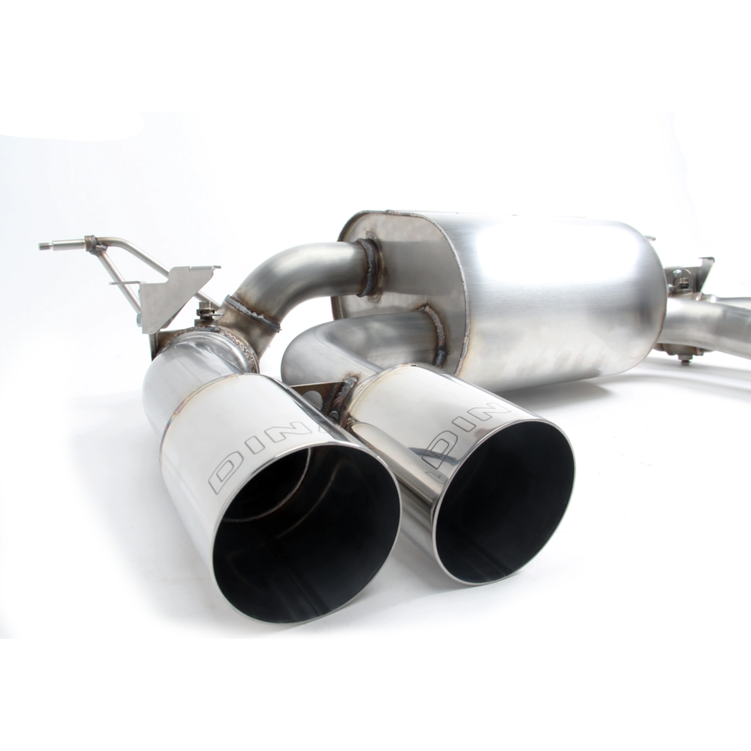 Dinan Free Flow Axle-Back Exhaust System — BMW M3 / M4 (F80/F82/F83) (2015–2020)