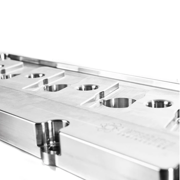 Integrated Engineering Billet Valve Cover for Volkswagen MK1 Beetle / MK2 Beetle / Jetta MK5 / Rabbit MK5 / Golf MK6 / Jetta MK6 (2006–2014)