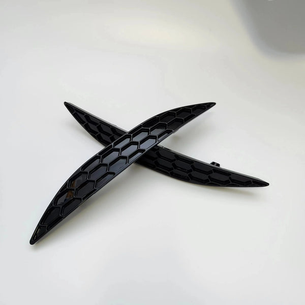 Gloss Black Honeycomb Reflector Delete Inserts - Volkswagen Golf MK7 (2013-2017)