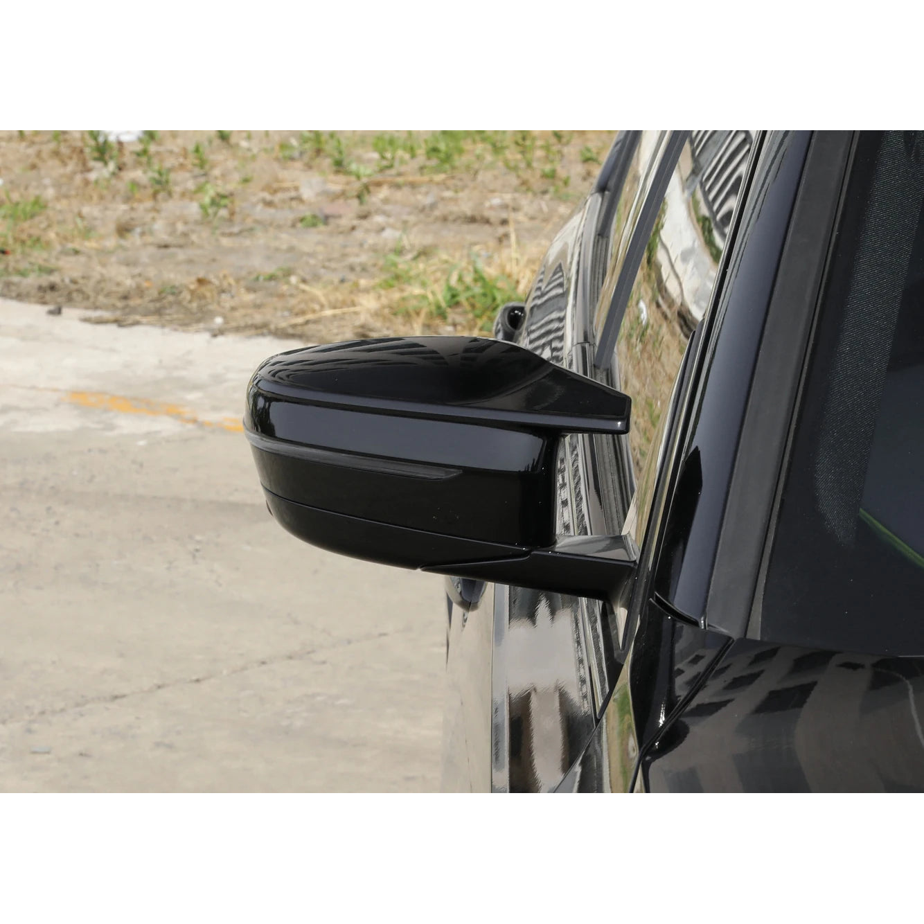 M-Style Carbon Fiber Mirror Covers for BMW G87 M2 / G80 M3 / G82 M4 (2021-2023) LHD