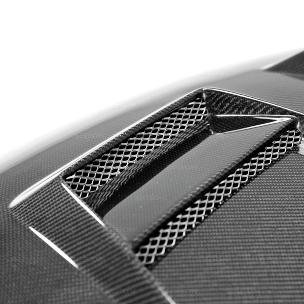 SEIBON DV-Style Cabon Fiber Hood for Volkswagen Golf MK7 / Golf Sportwagen MK7 / Golf GTI MK7 / Golf R MK7 (2015–2021)