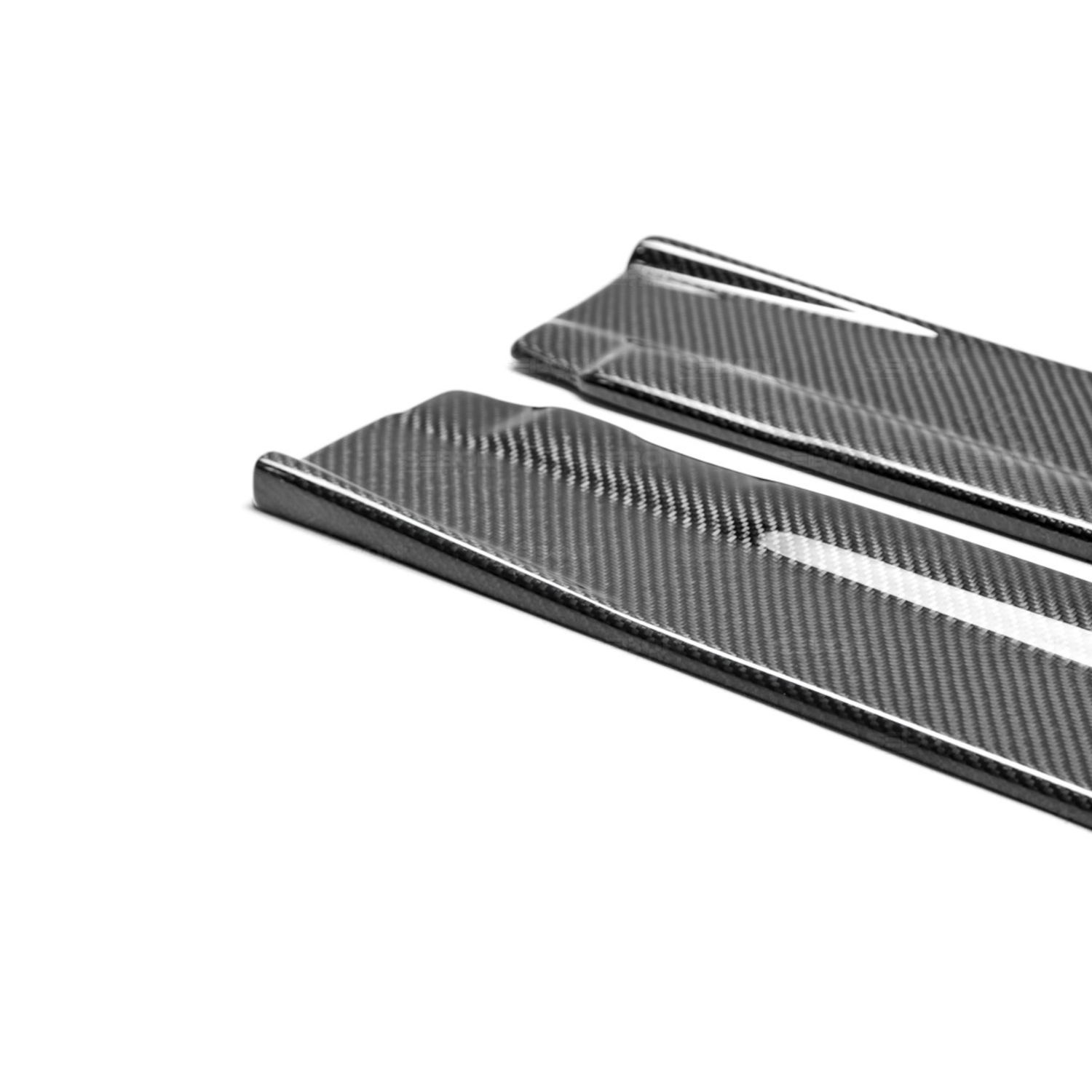 SEIBON MP-Style Carbon Fiber Side Skirts for Volkswagen Golf MK7 / Golf Sportwagen MK7 / Golf GTI MK7 / Golf R MK7 (2015–2021)