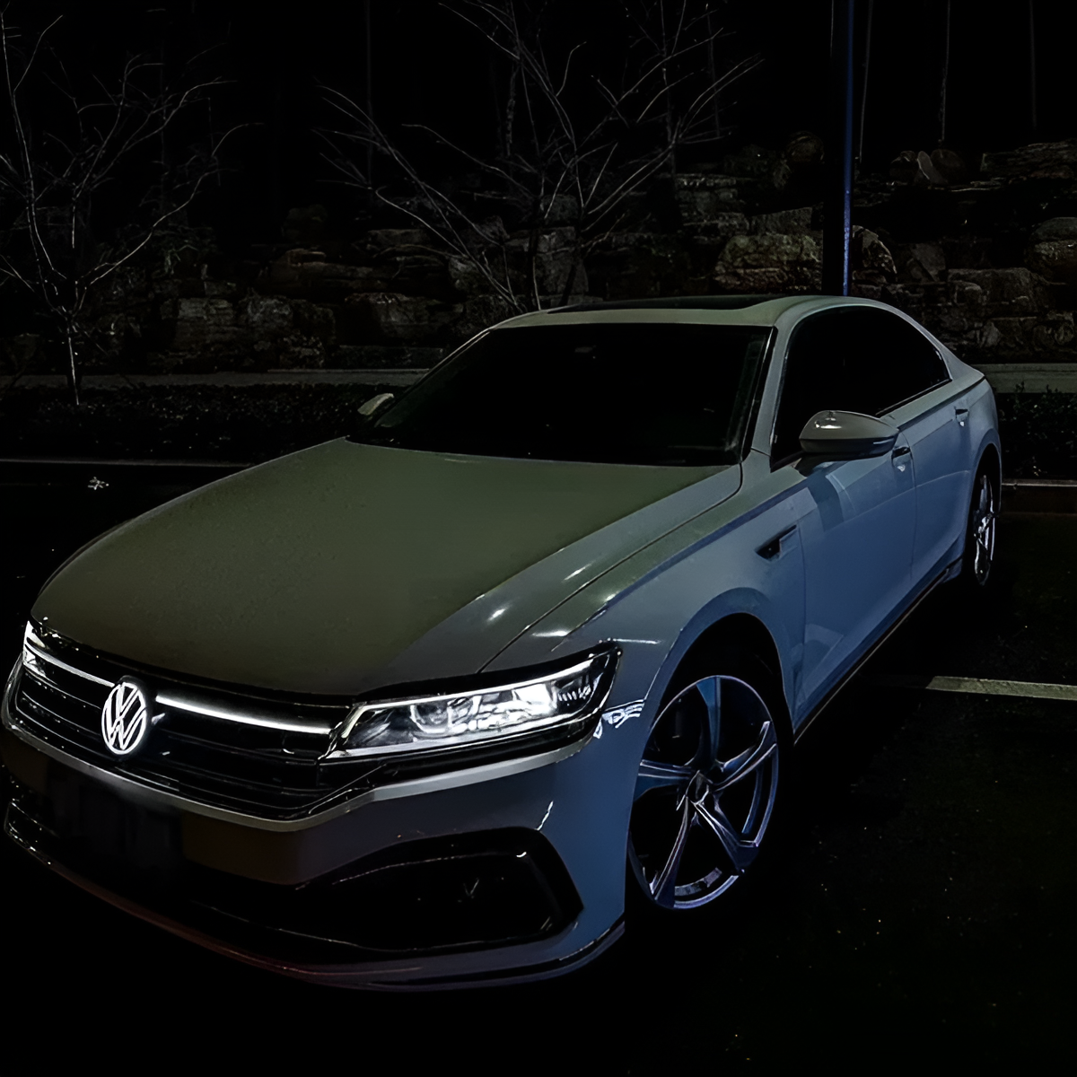 Dynamic LED Emblem for Volkswagen Arteon (2017-2024) - EuroSpeed